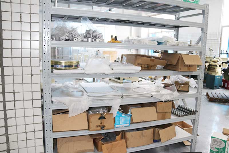 試驗箱機(jī)加半產(chǎn)品區(qū)